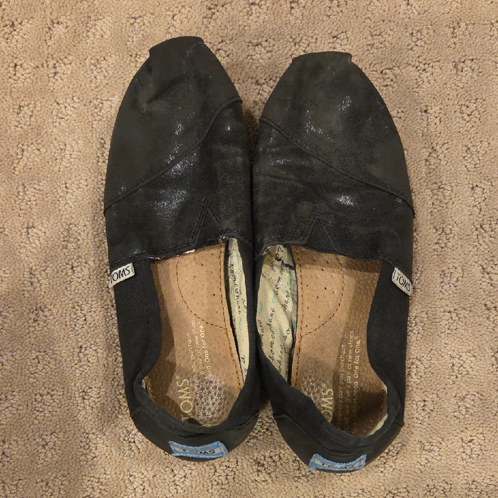 TOMS Classic Black Canvas Slip-Ons